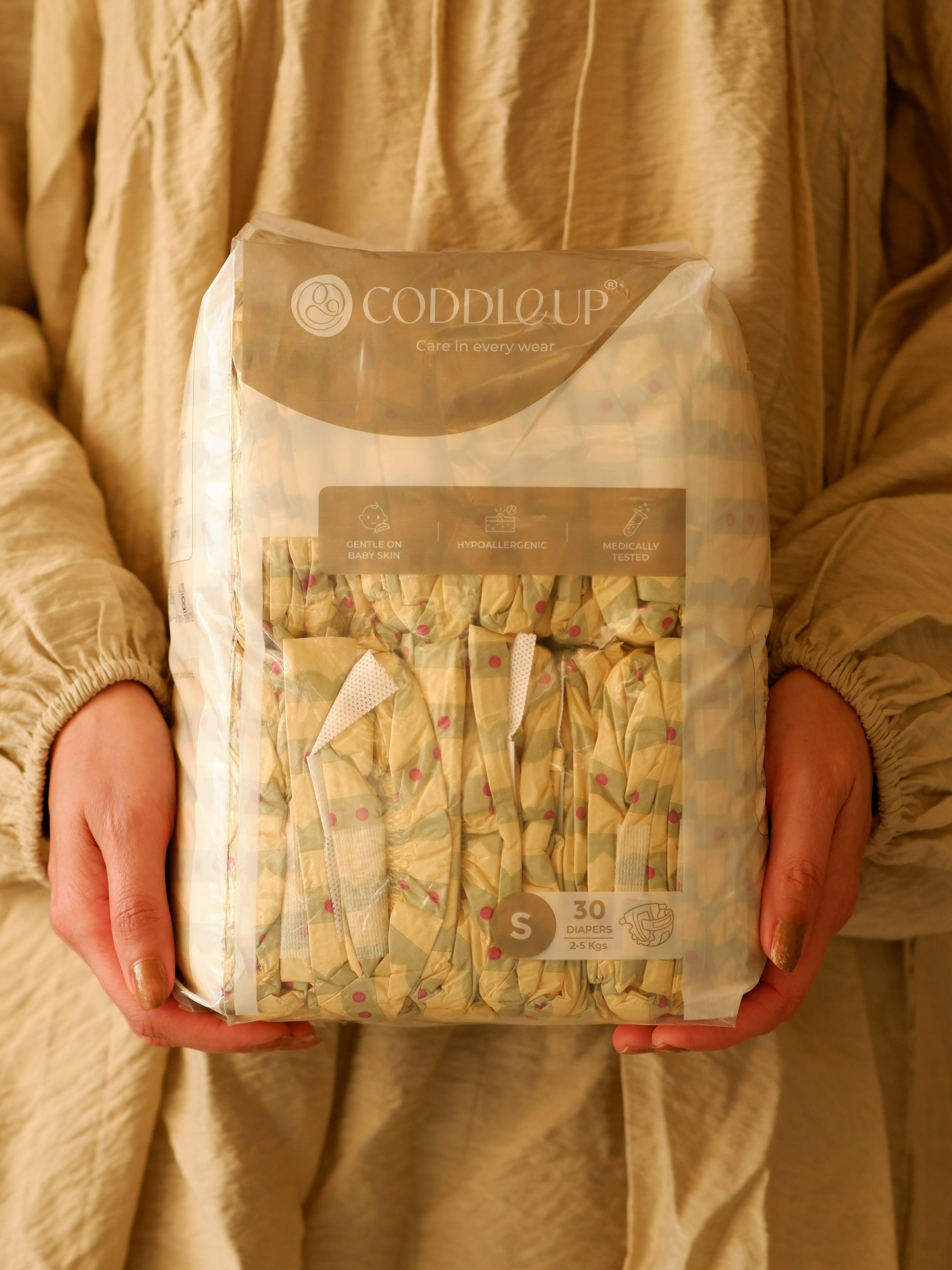 Small taped Diaper 2-5kgs. 30/pack