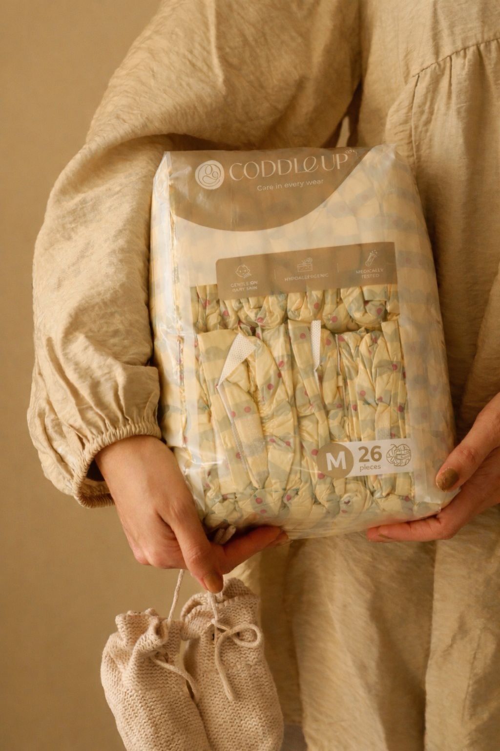 Medium taped Diaper 4-8kgs. 26/pack